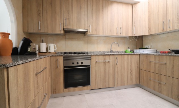 Sale - Bungalow -
Torrevieja - El Chaparral