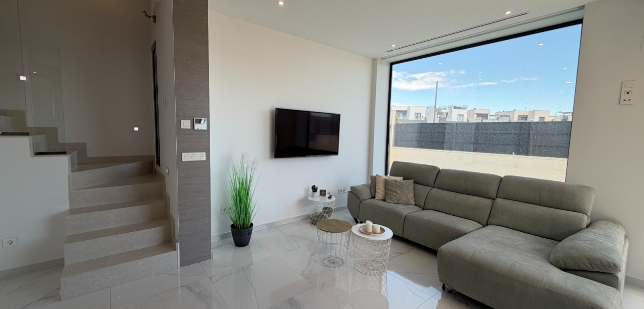 Sale - Detached Villa -
Ciudad Quesada - La Laguna