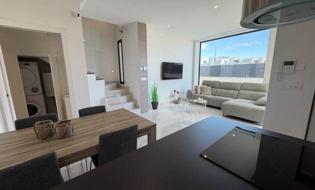 Sale - Detached Villa -
Ciudad Quesada - La Laguna