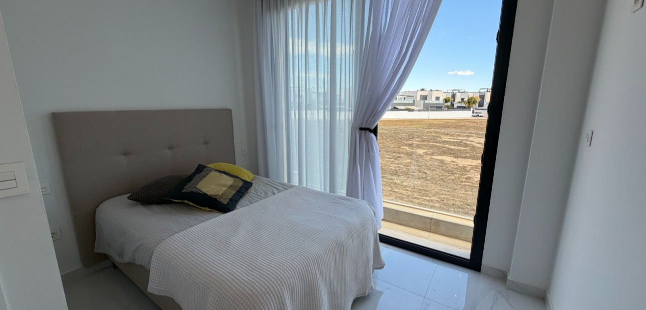 Sale - Detached Villa -
Ciudad Quesada - La Laguna