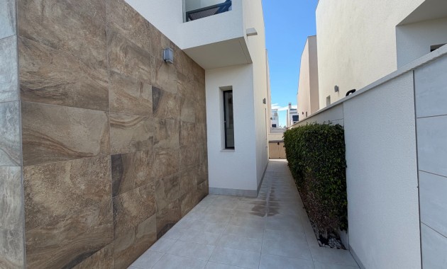 Sale - Detached Villa -
Ciudad Quesada - La Laguna