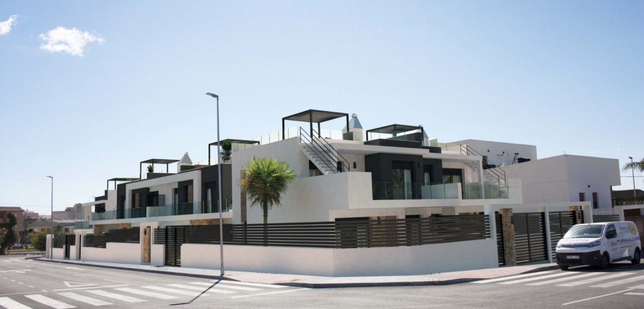 Sale - Plot / Land -
Los Montesinos - Los Montesinos - Country