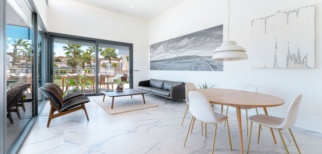 Sale - Detached Villa -
San Miguel de Salinas - San Miguel - Town