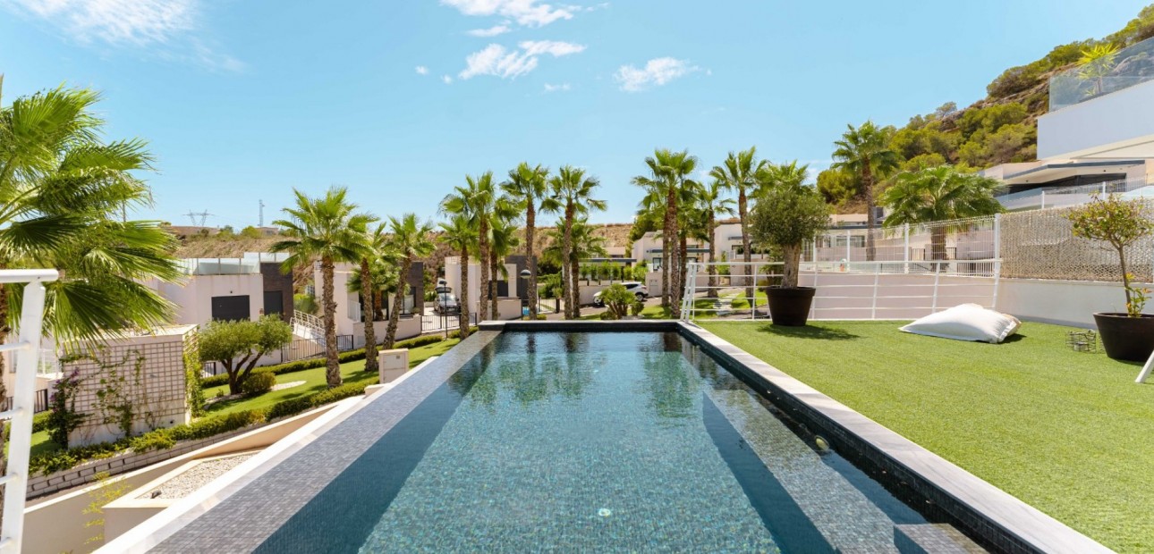 Sale - Detached Villa -
San Miguel de Salinas - San Miguel - Town