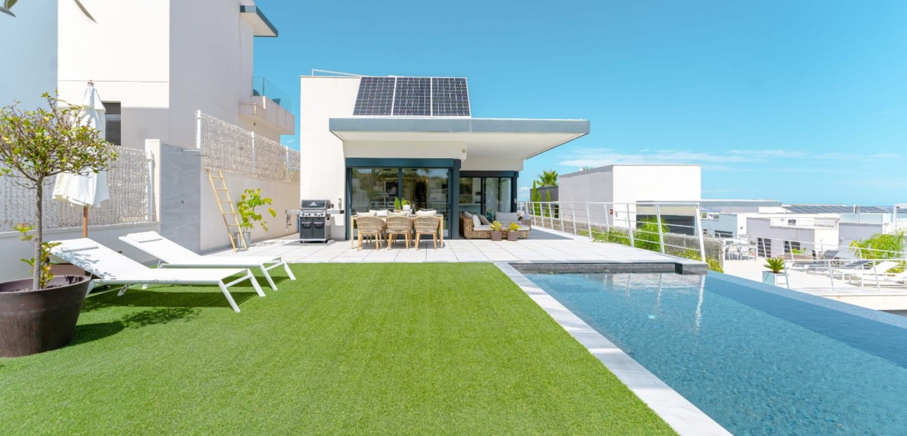 Sale - Detached Villa -
San Miguel de Salinas - San Miguel - Town