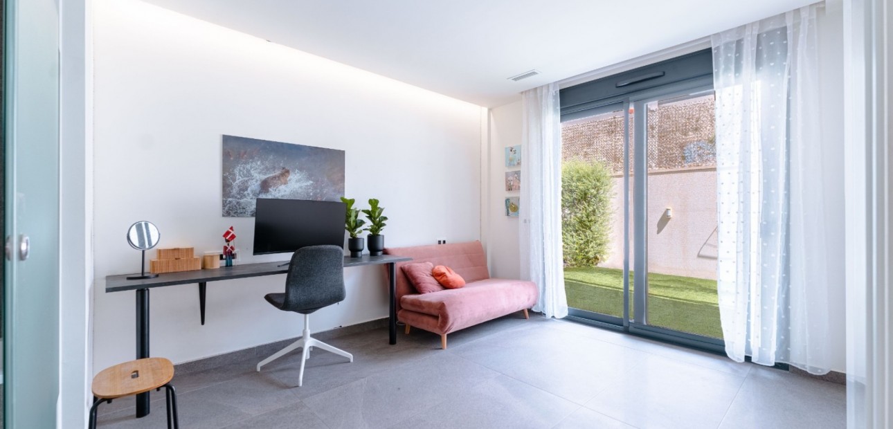 Sale - Detached Villa -
San Miguel de Salinas - San Miguel - Town