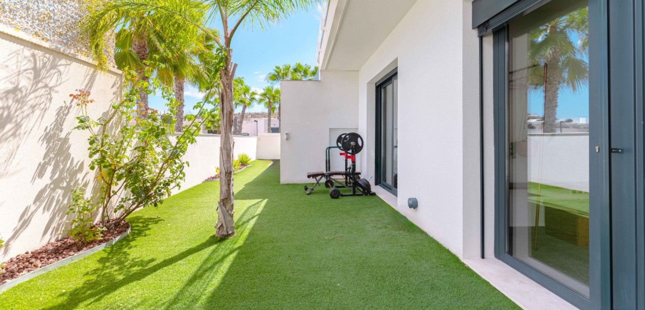 Sale - Detached Villa -
San Miguel de Salinas - San Miguel - Town