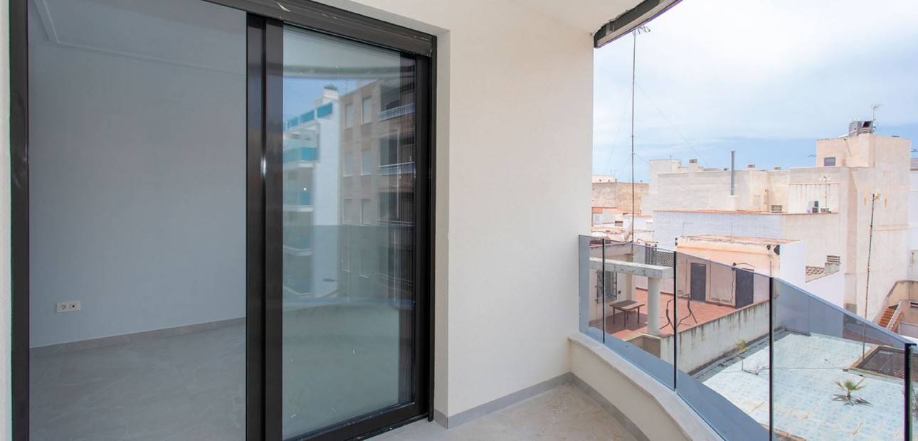 Sale - Apartment / flat -
Torrevieja - Playa Del Cura