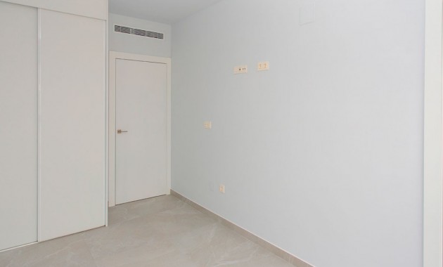 Sale - Apartment / flat -
Torrevieja - Playa Del Cura