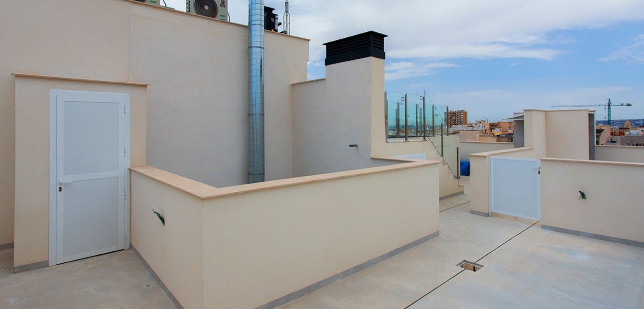 Sale - Apartment / flat -
Torrevieja - Playa Del Cura