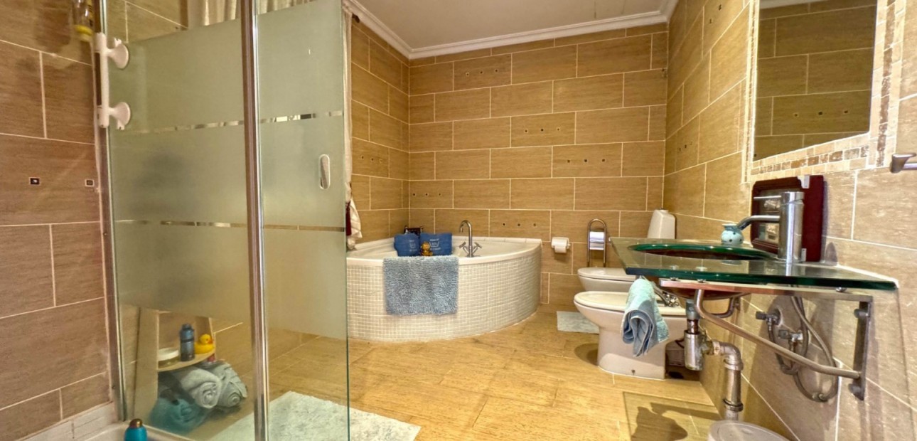 Sale - Detached Villa -
Torrevieja - Los Balcones - Los Altos del Edén