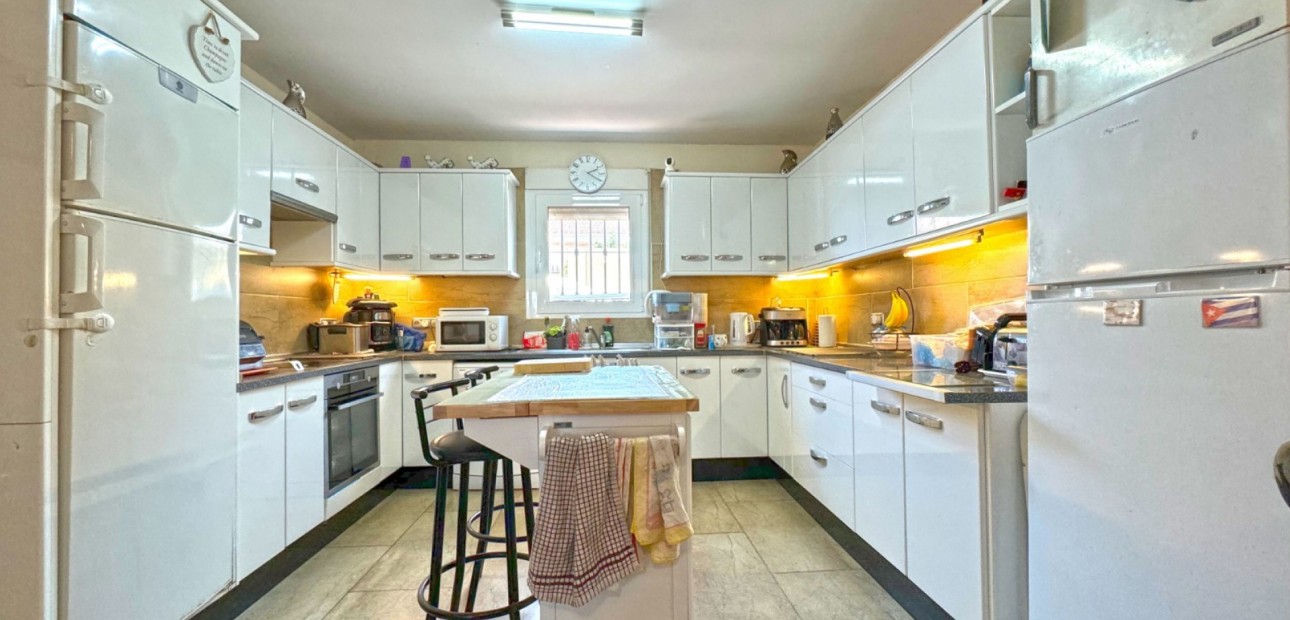 Sale - Detached Villa -
Torrevieja - Los Balcones - Los Altos del Edén