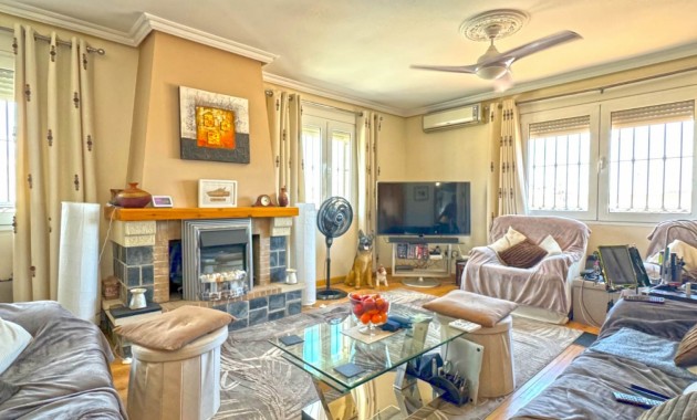 Sale - Detached Villa -
Torrevieja - Los Balcones - Los Altos del Edén