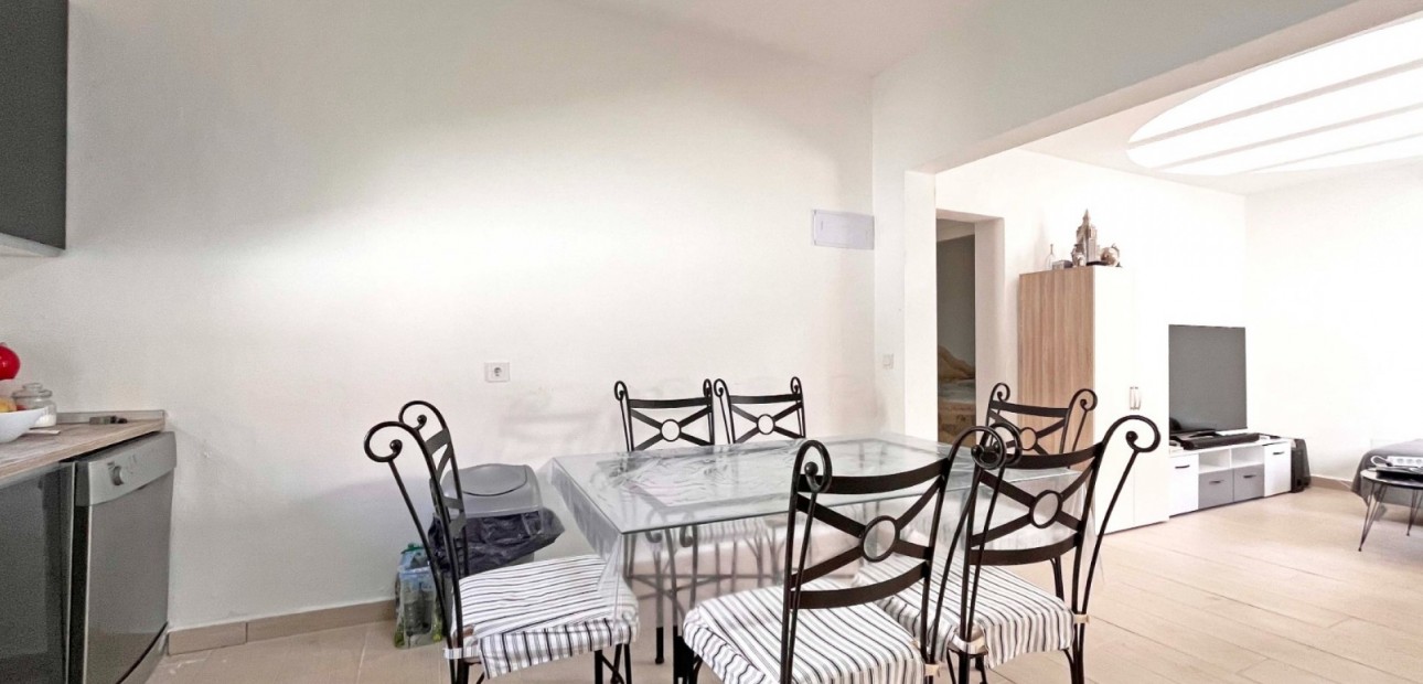 Sale - Bungalow -
Orihuela Costa - Playa Flamenca