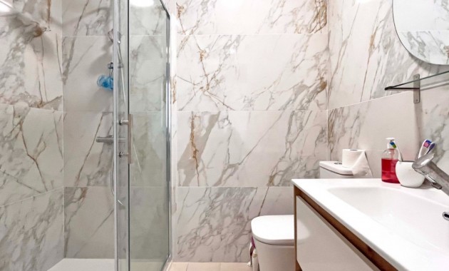 Sale - Bungalow -
Orihuela Costa - Playa Flamenca