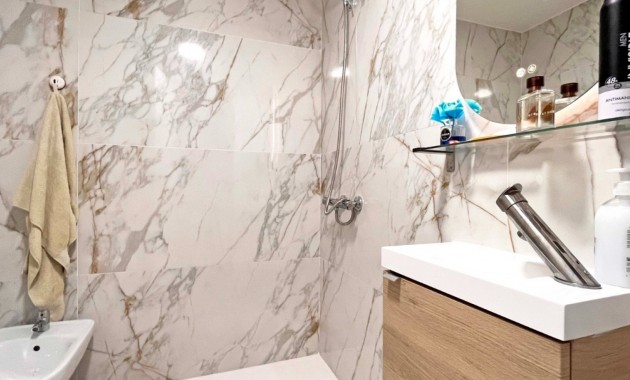 Sale - Bungalow -
Orihuela Costa - Playa Flamenca