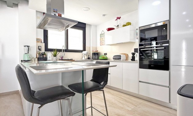 Sale - Detached Villa -
Orihuela Costa - Villamartin