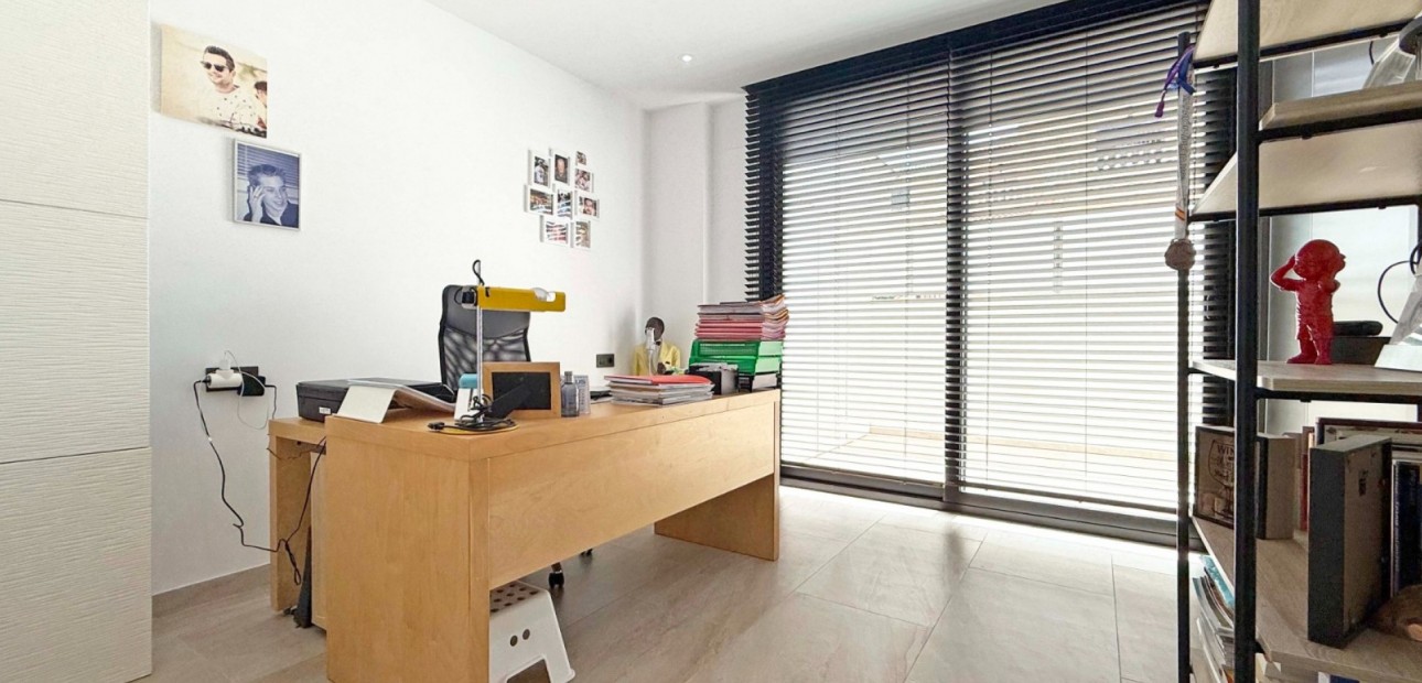 Sale - Detached Villa -
Orihuela Costa - Villamartin