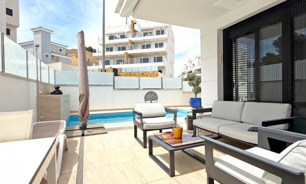 Sale - Detached Villa -
Orihuela Costa - Villamartin