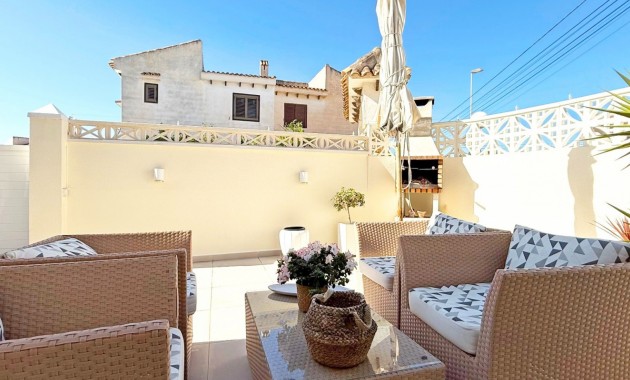 Sale - Bungalow -
Torrevieja - Torrelamata - La Mata