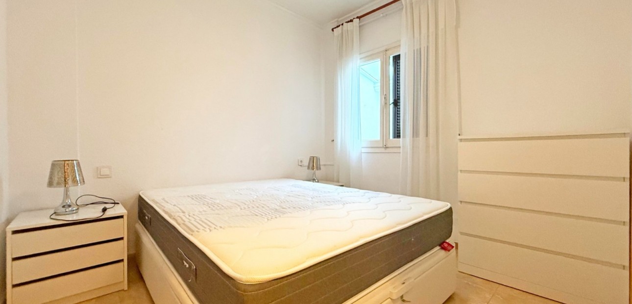 Sale - Bungalow -
Torrevieja - Torrelamata - La Mata