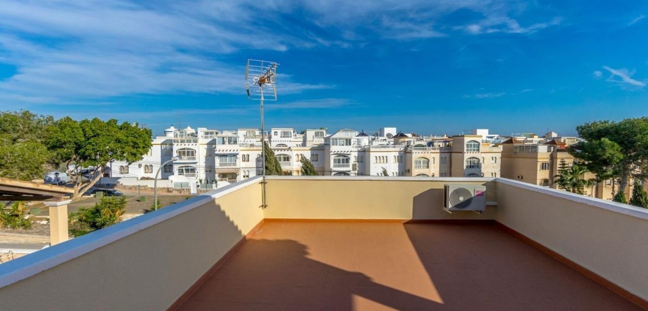 Sale - Detached Villa -
Orihuela Costa - Villamartin