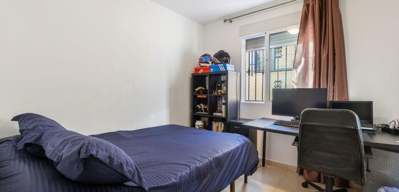 Sale - Detached Villa -
Orihuela Costa - Villamartin