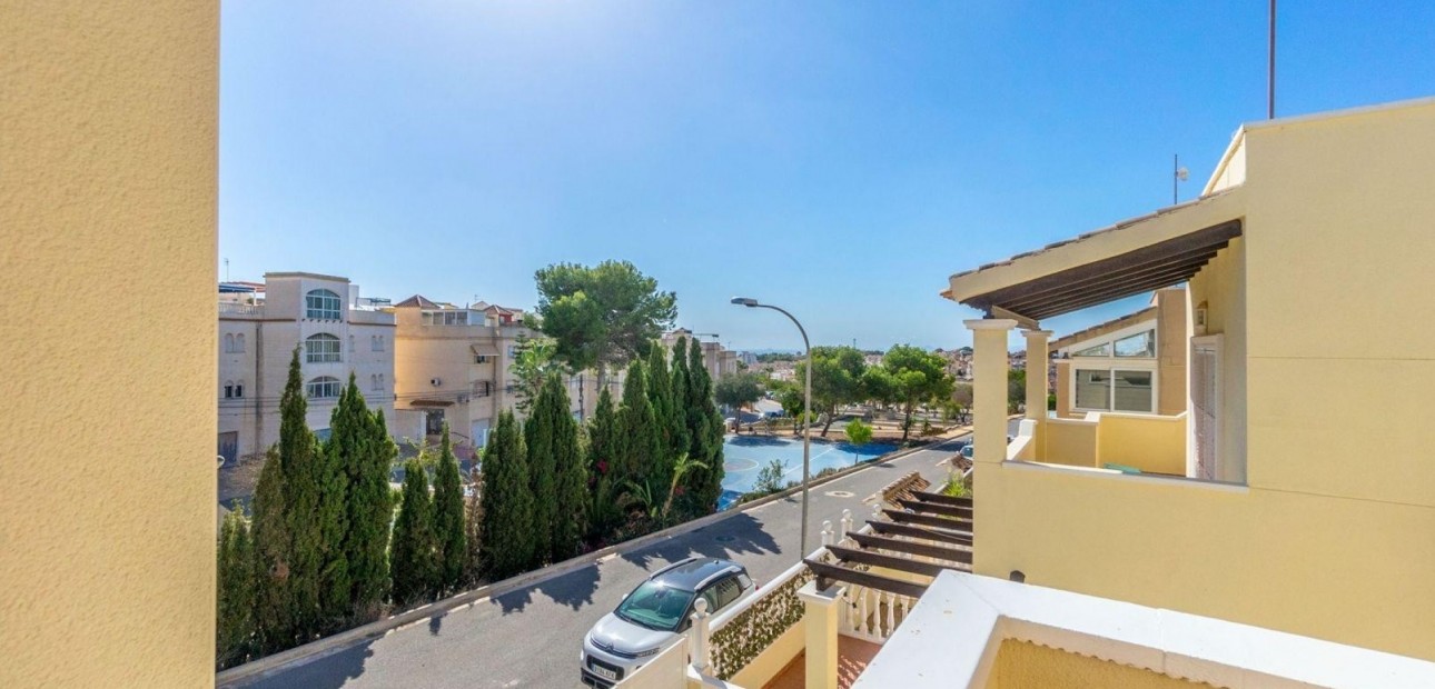 Sale - Detached Villa -
Orihuela Costa - Villamartin
