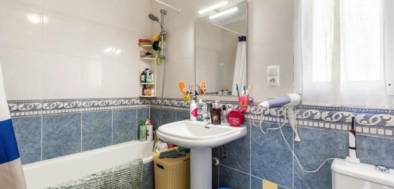 Sale - Detached Villa -
Orihuela Costa - Villamartin