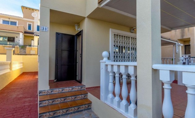 Sale - Detached Villa -
Orihuela Costa - Villamartin