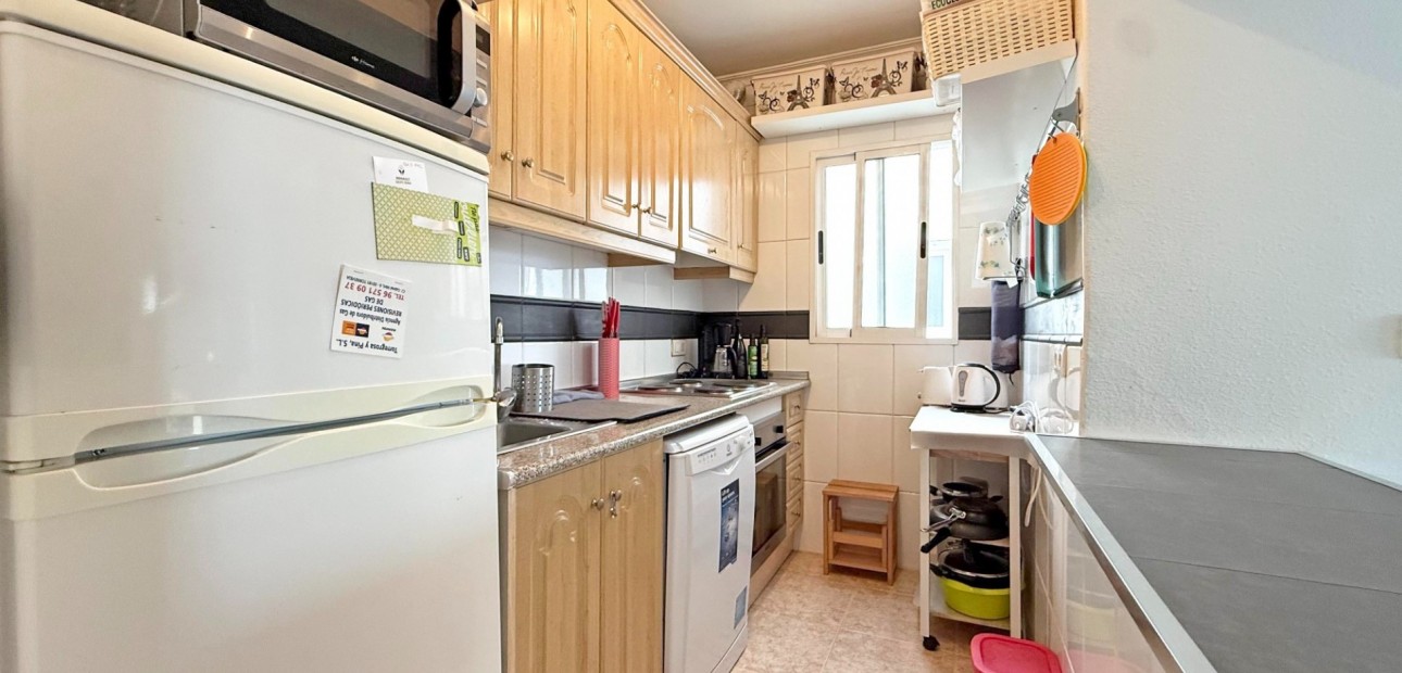 Venta - Apartamento / piso -
Torrevieja