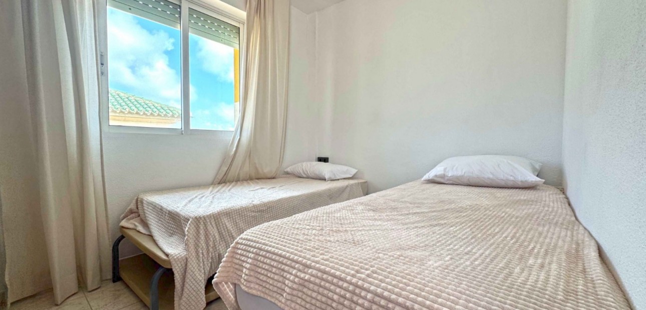 Sale - Duplex -
Torrevieja - Torrelamata - La Mata