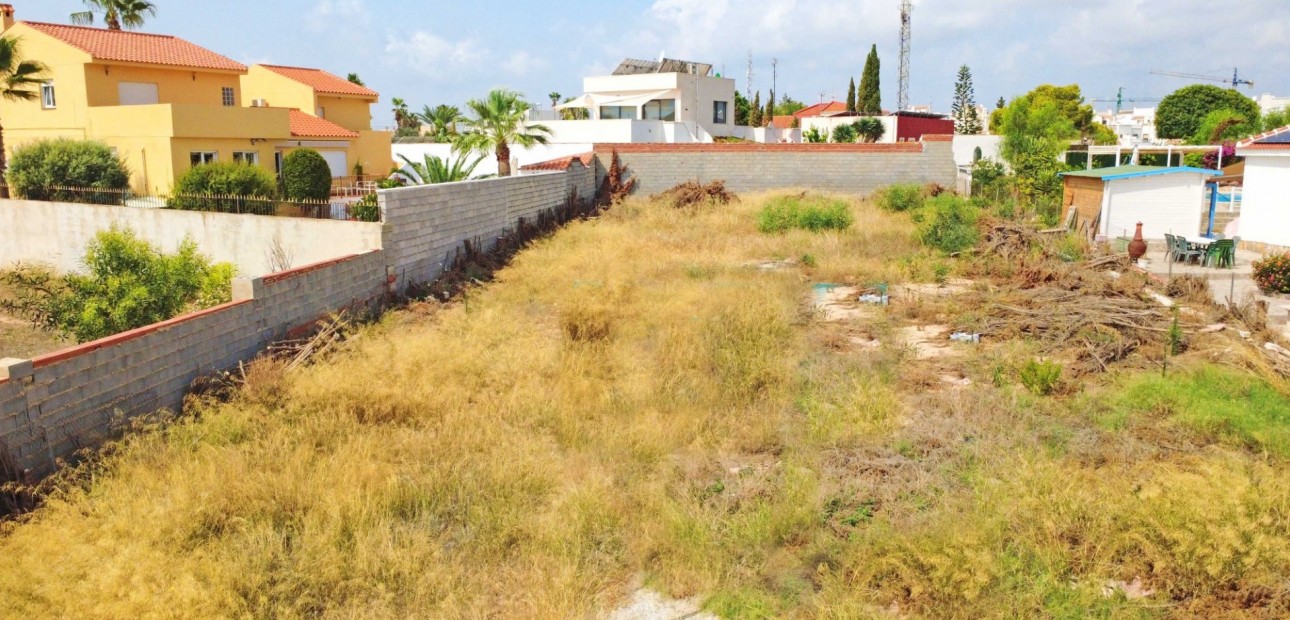 Sale - Plot / Land -
Torrevieja - Los Balcones - Los Altos del Edén