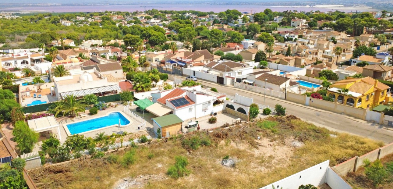 Sale - Plot / Land -
Torrevieja - Los Balcones - Los Altos del Edén