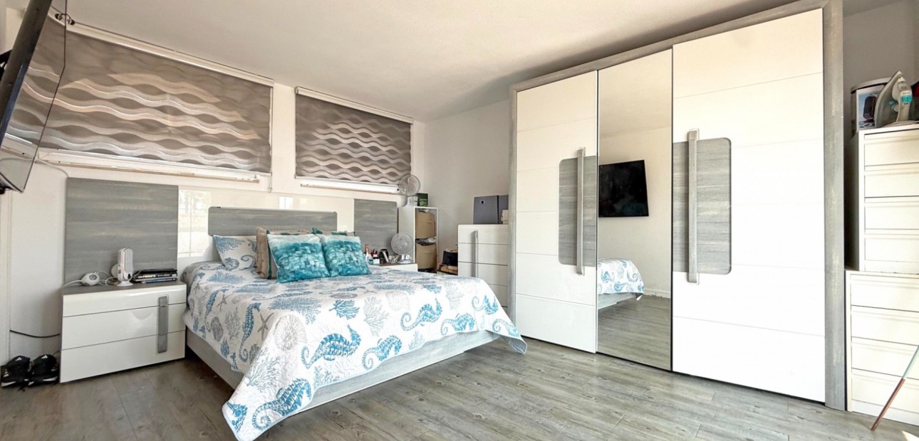 Sale - Detached Villa -
Orihuela Costa - Villamartin