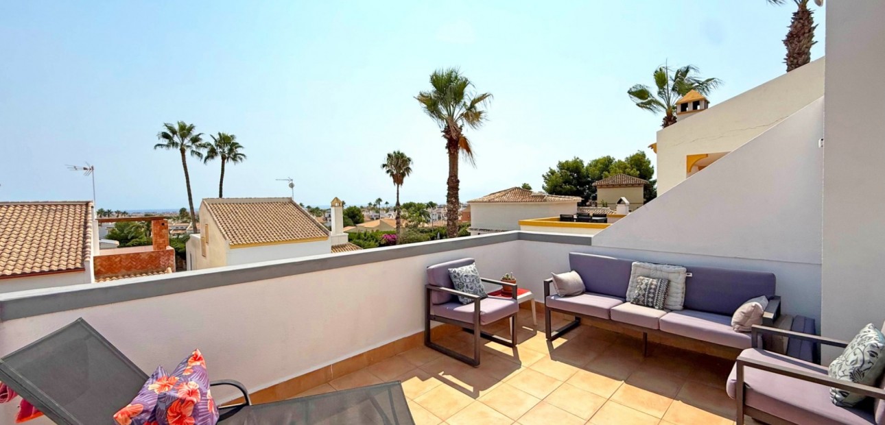 Sale - Detached Villa -
Orihuela Costa - Villamartin