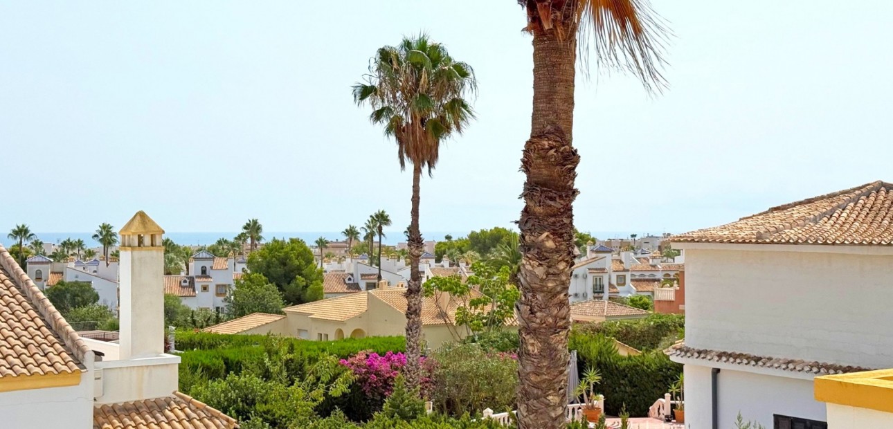 Sale - Detached Villa -
Orihuela Costa - Villamartin