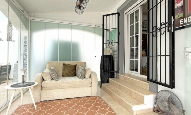 Sale - Detached Villa -
Orihuela Costa - Villamartin