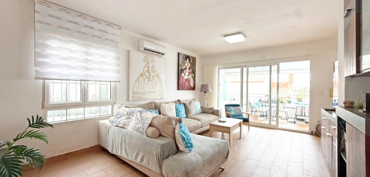 Sale - Detached Villa -
Orihuela Costa - Villamartin