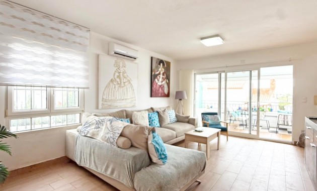 Sale - Detached Villa -
Orihuela Costa - Villamartin