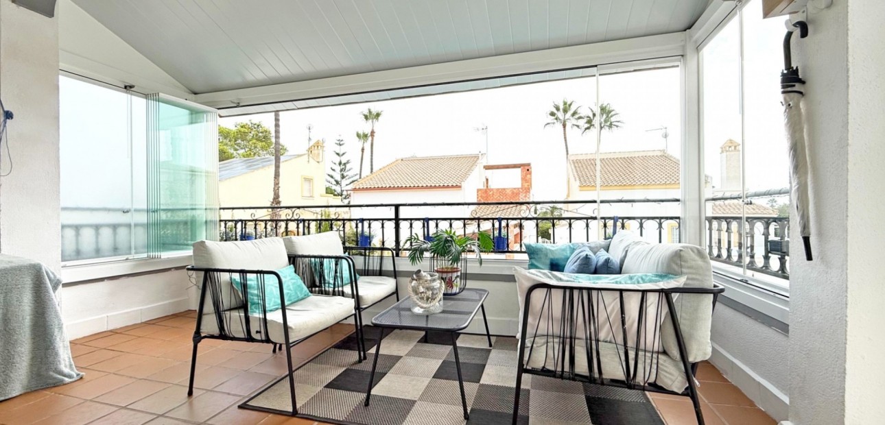 Sale - Detached Villa -
Orihuela Costa - Villamartin