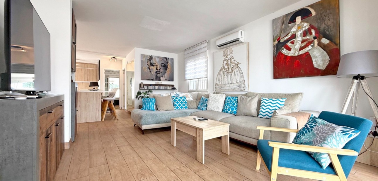 Sale - Detached Villa -
Orihuela Costa - Villamartin