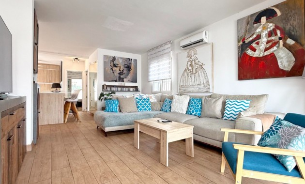 Sale - Detached Villa -
Orihuela Costa - Villamartin