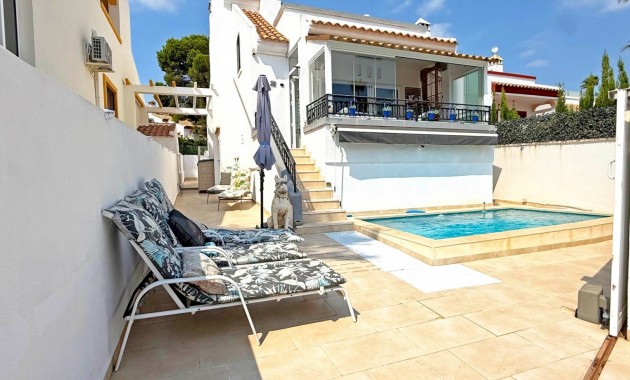 Sale - Detached Villa -
Orihuela Costa - Villamartin