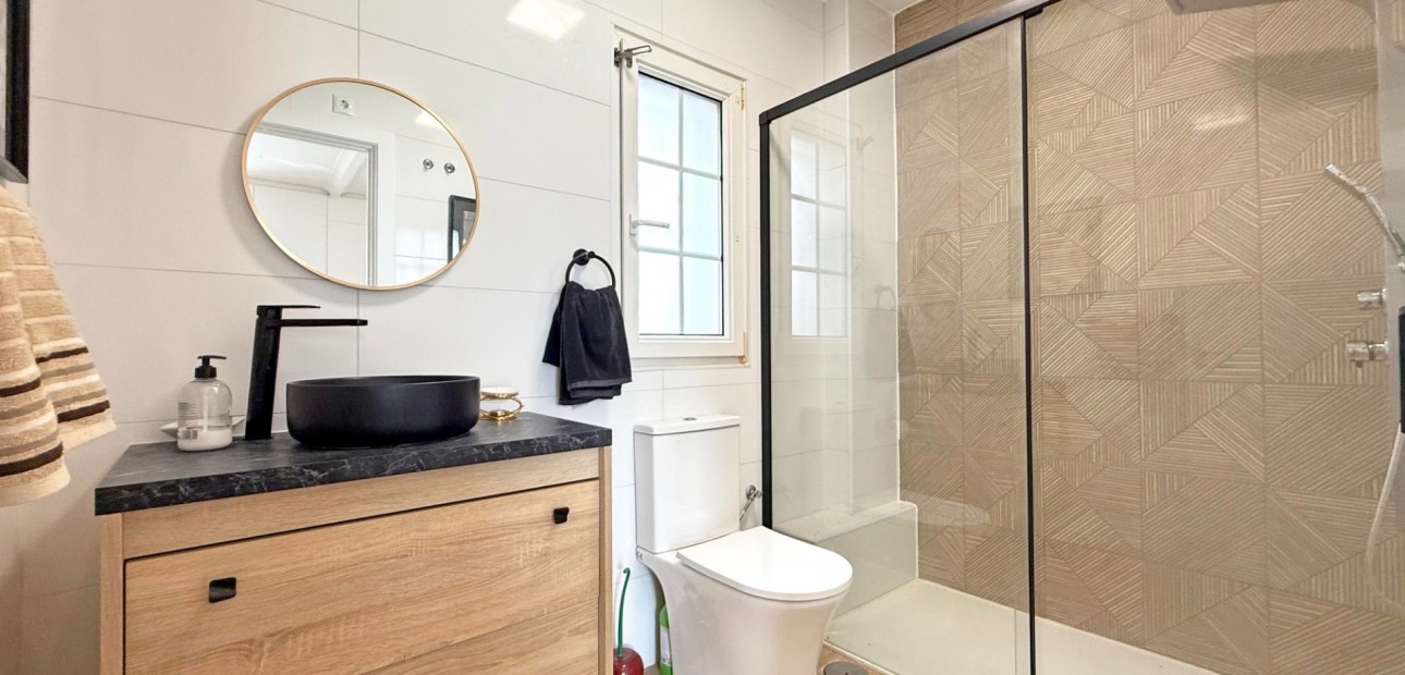 Sale - Detached Villa -
Orihuela Costa - Villamartin