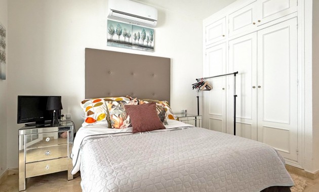 Sale - Detached Villa -
Orihuela Costa - Villamartin