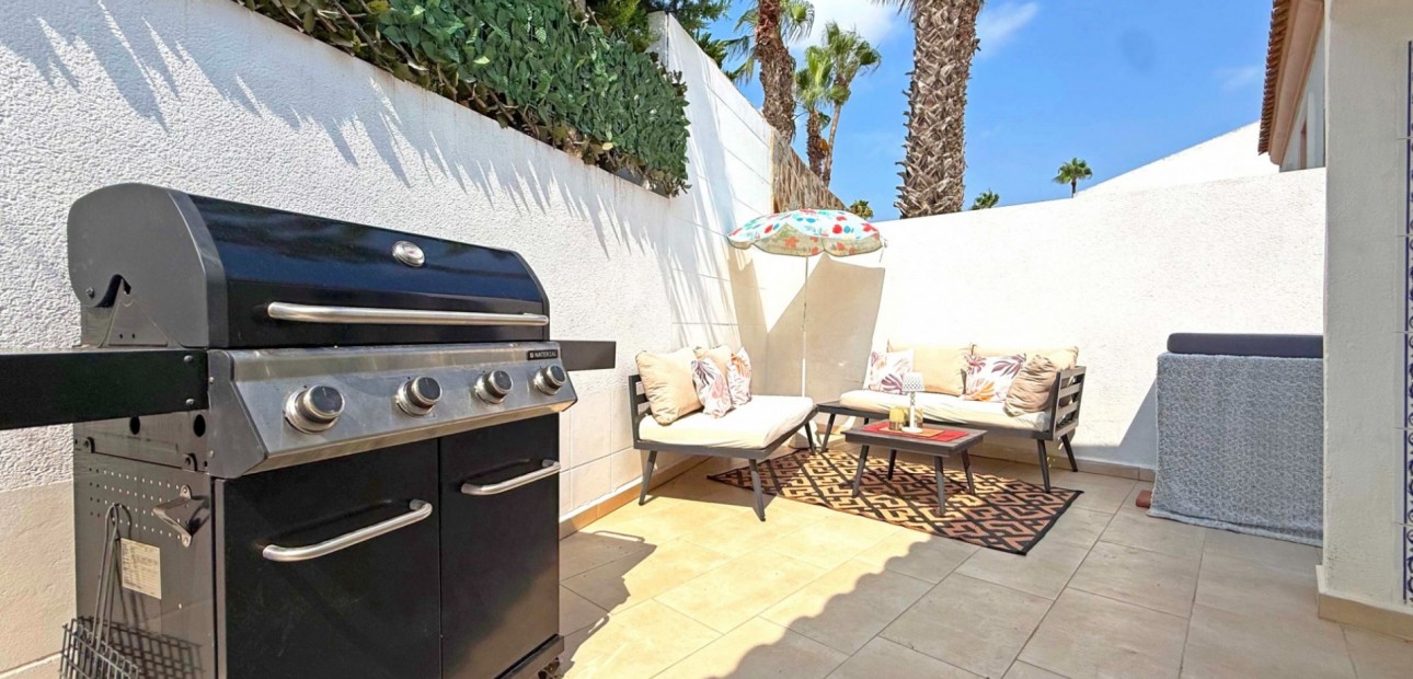 Sale - Detached Villa -
Orihuela Costa - Villamartin