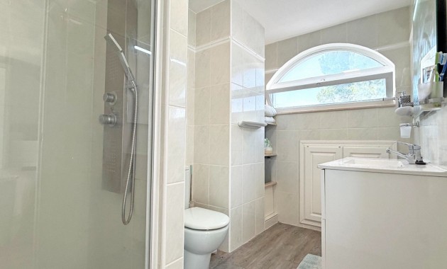 Sale - Detached Villa -
Orihuela Costa - Villamartin