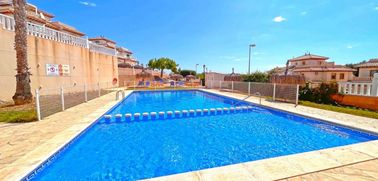 Sale - Apartment / flat -
Orihuela Costa - Lomas de Cabo Roig