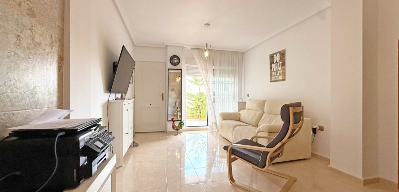 Sale - Apartment / flat -
Orihuela Costa - Lomas de Cabo Roig